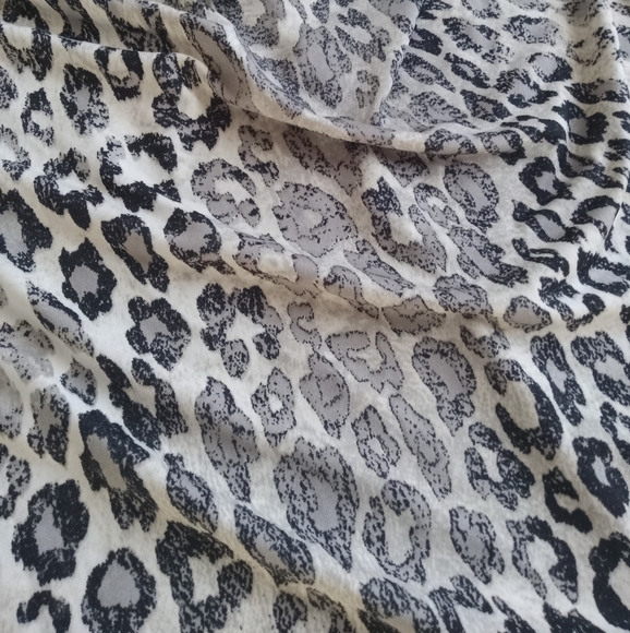 New Directions XL No-Sleeve Blouse - Picture 4 of 7